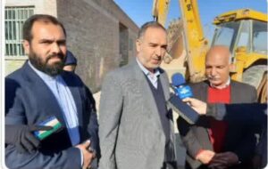 <em>آغاز عملیات اجرایی ساخت مدرسه ۶کلاسه روستای کلین بخش فشافویه</em> <em>آغاز عملیات اجرایی ساخت مدرسه ۶کلاسه روستای کلین بخش فشافویه</em>