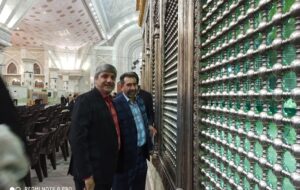 جشن میلاد امام مهدی عجل در مرقد امام راحل برگزارشد